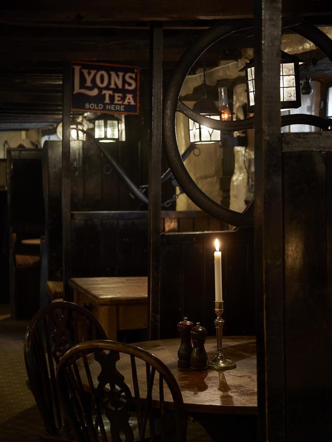 Compasses Inn Tisbury Ngoại thất bức ảnh